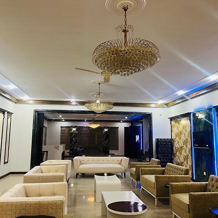 Royal Serena Residency Islamabad Buitenkant foto