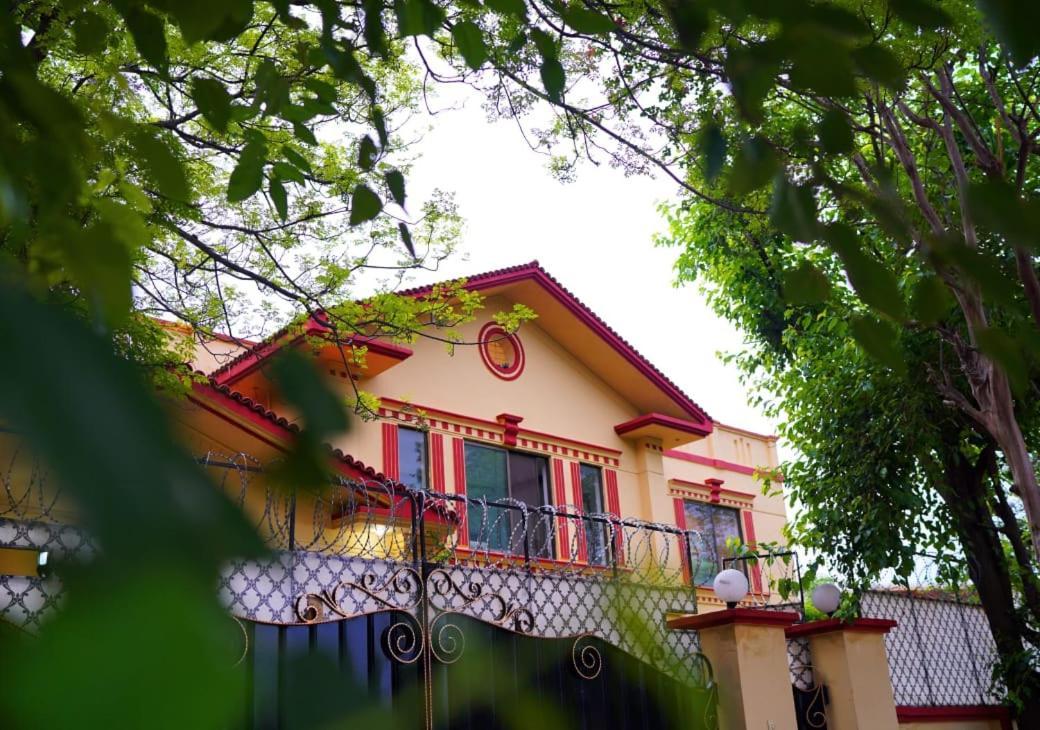 Royal Serena Residency Islamabad Buitenkant foto